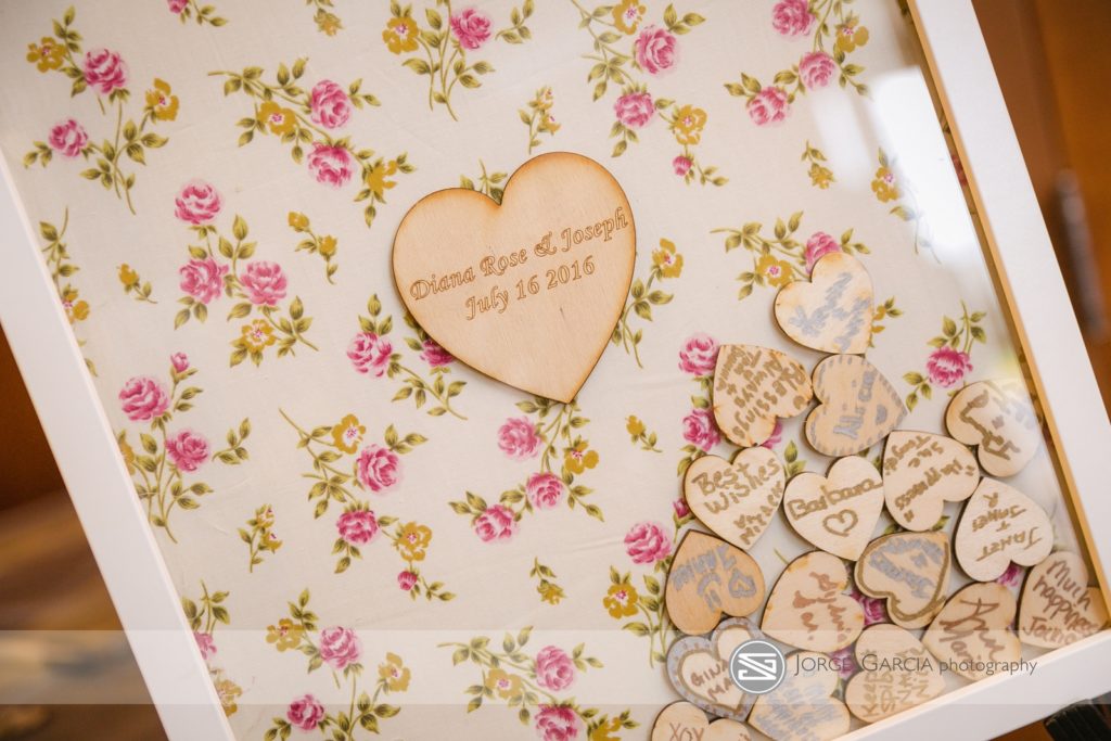 heart and frame guest books